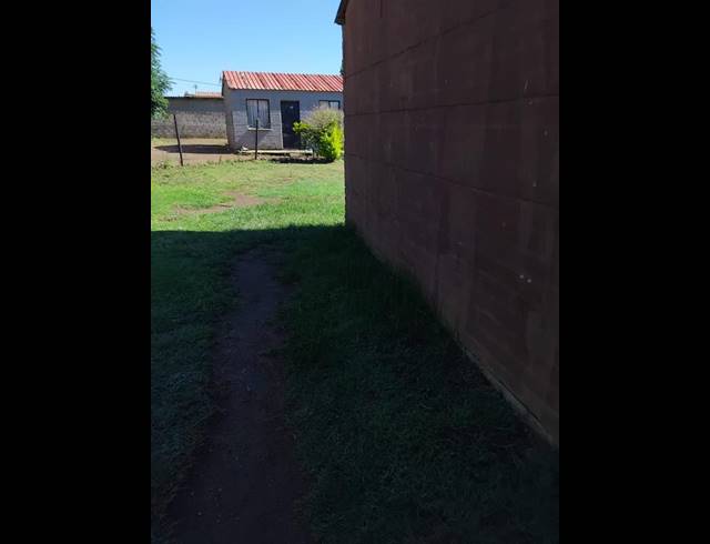 2 BEDROOM HOUSE FOR SALE IN PALM RIDGE